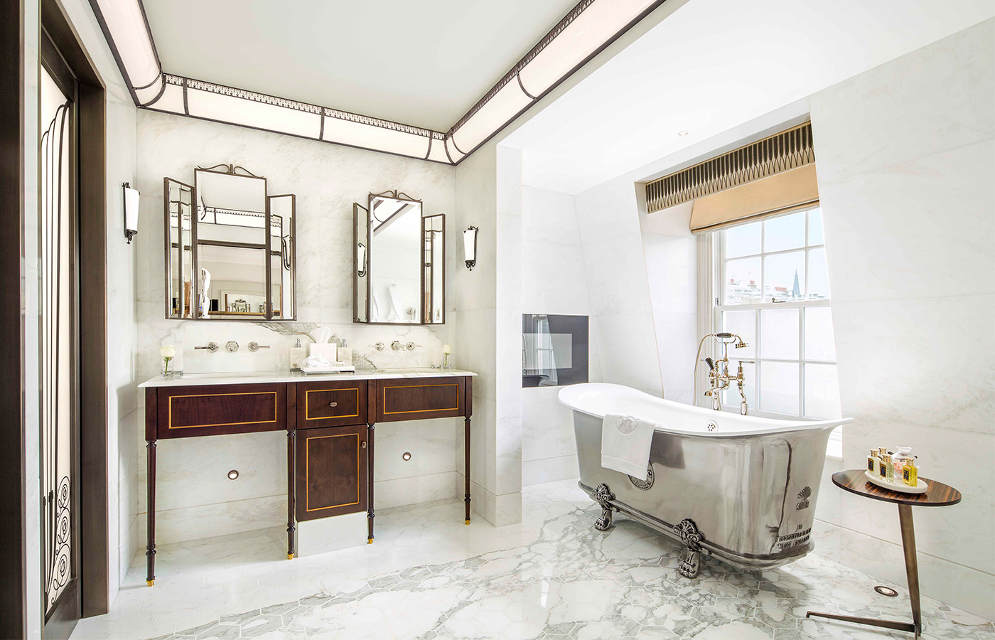 Penthouse Suite bathroom